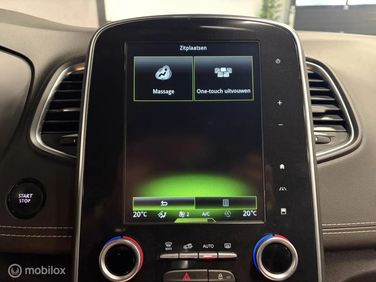 1.3 TCe Bose AUTOMAAT / MASSAGE / LED / NAVI / PDC / CRUISE / CLIMA /