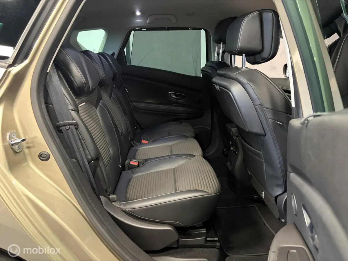 1.3 TCe Bose AUTOMAAT / MASSAGE / LED / NAVI / PDC / CRUISE / CLIMA /