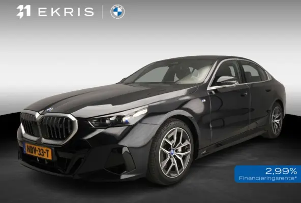eDrive40 | M-Sportpakket | LED | Leder | HUD | Active cruise | Panoramadak | Comfortzetels | Trekhaak | DAB | Harman-kardon sound | Alu 19 inch
