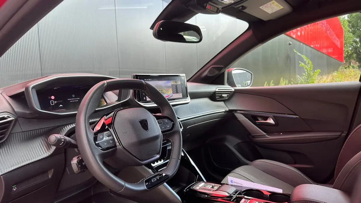 1.2 Hybrid 145 e-DCS6 GT | Navigatie | Carplay | Adaptieve Cruise | Camera | | Achteruitrijcamera | Apple Carplay/Android Auto|telefoonintegratie premium | Armsteun voor