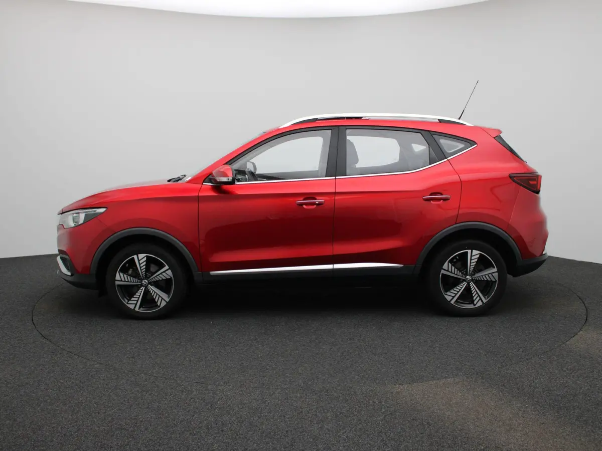 MG Luxury 45 kWh | Automaat | Panoramadak | Leder | Navigatie | Airco | Achteruitrijcamera | Apple Carplay / Android Auto | Stoelverwarming | Lichtmetalen Velgen |