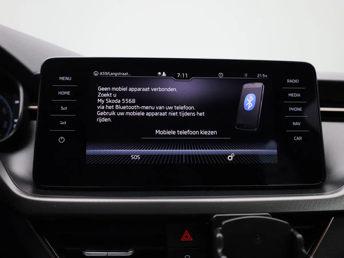 1.0 TSI Business Edition | Navigatie | Trekhaak | Apple carplay | Virtual cockpit | DAB | Stoel verwarming | Camera | Climate control | Parkeer sensoren | LED | LMV |