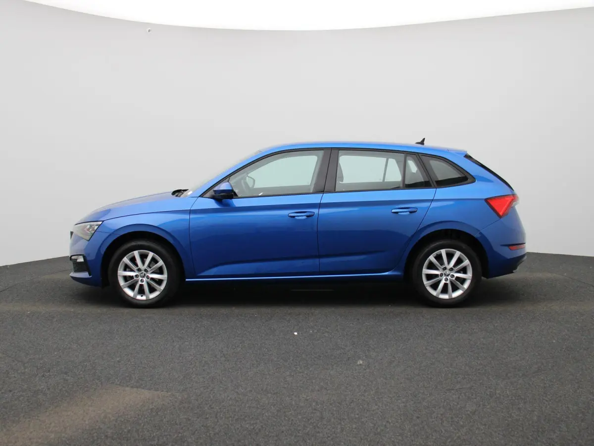 1.0 TSI Business Edition | Navigatie | Trekhaak | Apple carplay | Virtual cockpit | DAB | Stoel verwarming | Camera | Climate control | Parkeer sensoren | LED | LMV |