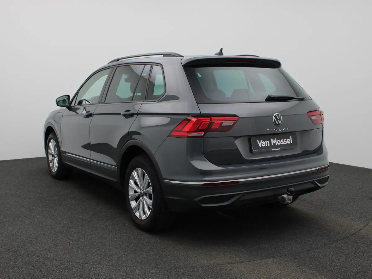 1.4 TSI eHybrid Life | Automaat | Trekhaak | DAB | Virtual cockpit | Leder | Memory seats | Stoel/Stuur verwarming |  Navigatie | Camera | Elektrische Achterklep | Climate control | Parkeer 