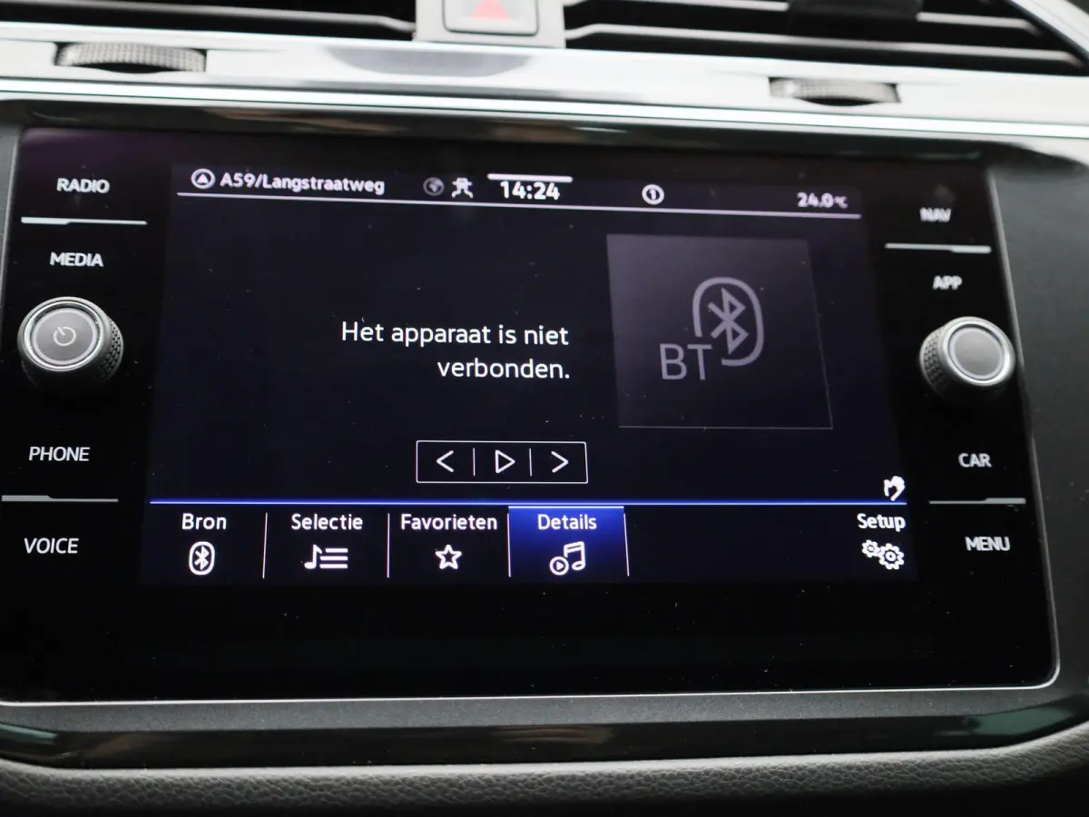 1.4 TSI eHybrid Life | Automaat | Trekhaak | DAB | Virtual cockpit | Leder | Memory seats | Stoel/Stuur verwarming |  Navigatie | Camera | Elektrische Achterklep | Climate control | Parkeer 