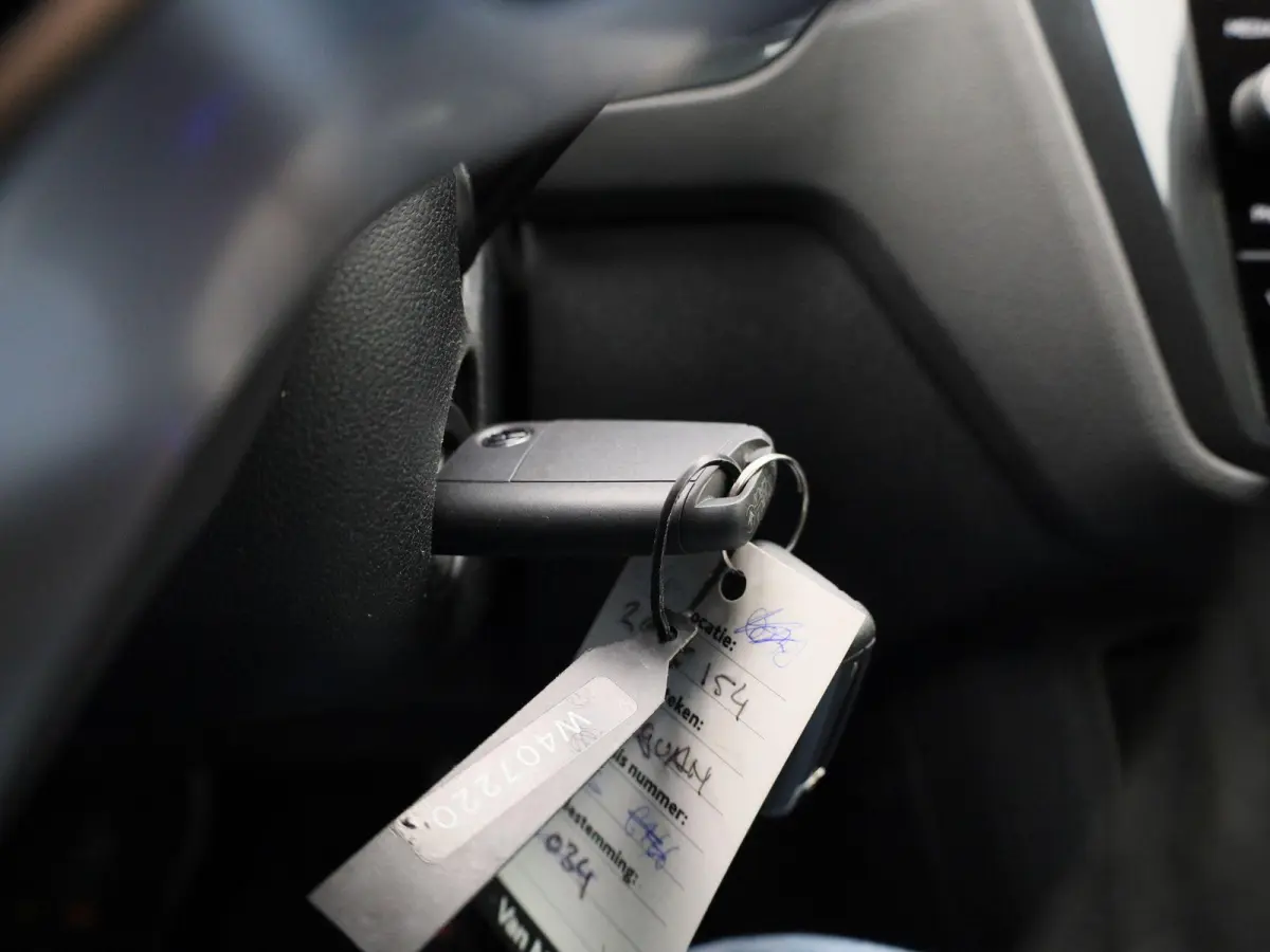 1.4 TSI eHybrid Life | Automaat | Trekhaak | DAB | Virtual cockpit | Leder | Memory seats | Stoel/Stuur verwarming |  Navigatie | Camera | Elektrische Achterklep | Climate control | Parkeer 
