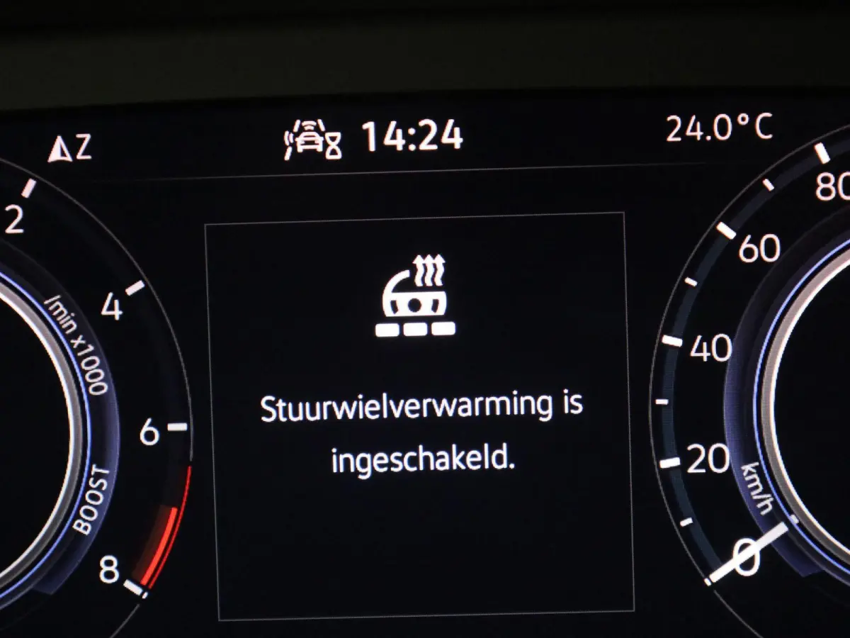 1.4 TSI eHybrid Life | Automaat | Trekhaak | DAB | Virtual cockpit | Leder | Memory seats | Stoel/Stuur verwarming |  Navigatie | Camera | Elektrische Achterklep | Climate control | Parkeer 