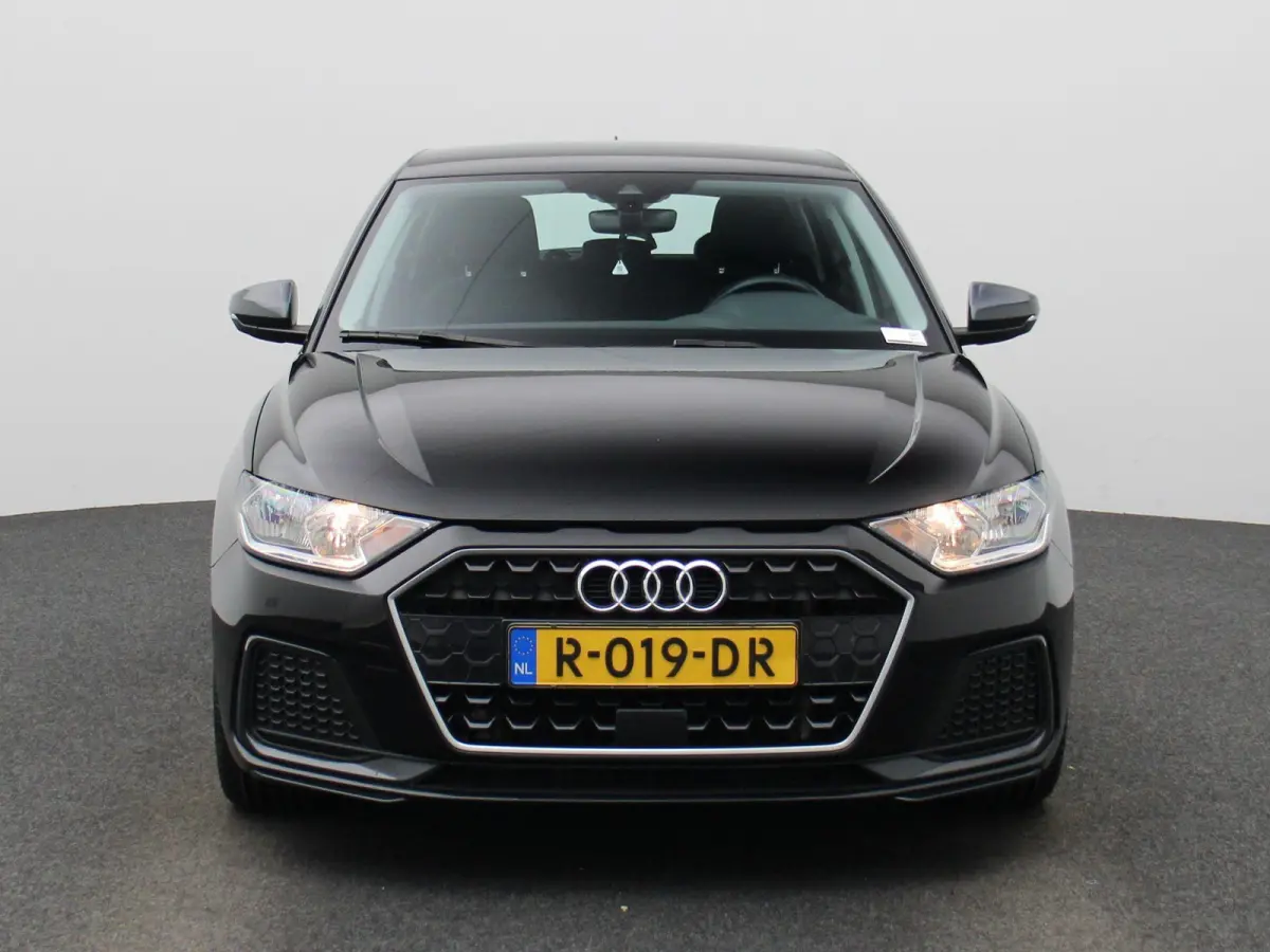 30 TFSI Advanced edition | Parkeer sensoren | Virtual cockpit | DAB | LMV | Airco | Apple carplay