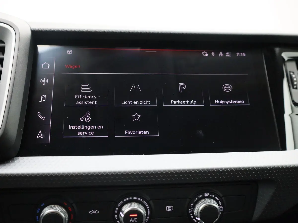 30 TFSI Advanced edition | Parkeer sensoren | Virtual cockpit | DAB | LMV | Airco | Apple carplay