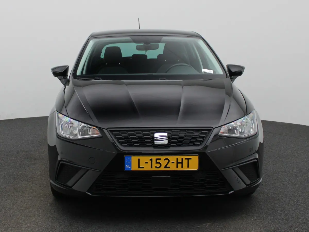 1.0 TSI Style Business Intense | Navigatie | Climate control | Parkeer sensoren | LMV | Camera | Cruise control | Apple Carplay | DAB
