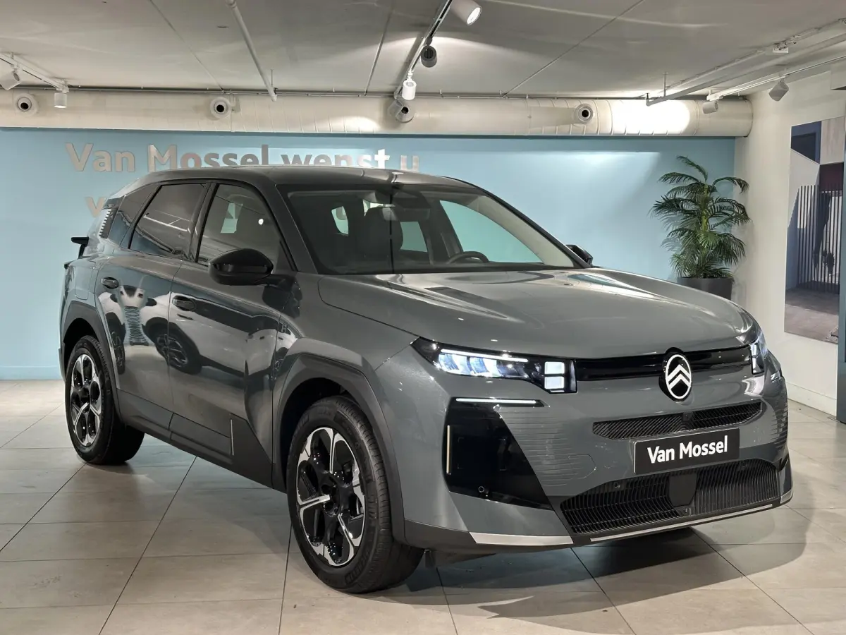 1.6 Plug-In Hybrid 225 Max | VOORRAAD | €2500,- INRUIL/VOORRAAD VOORDEEL | 360 | APPLE CARPLAY/ ANDROID AUTO