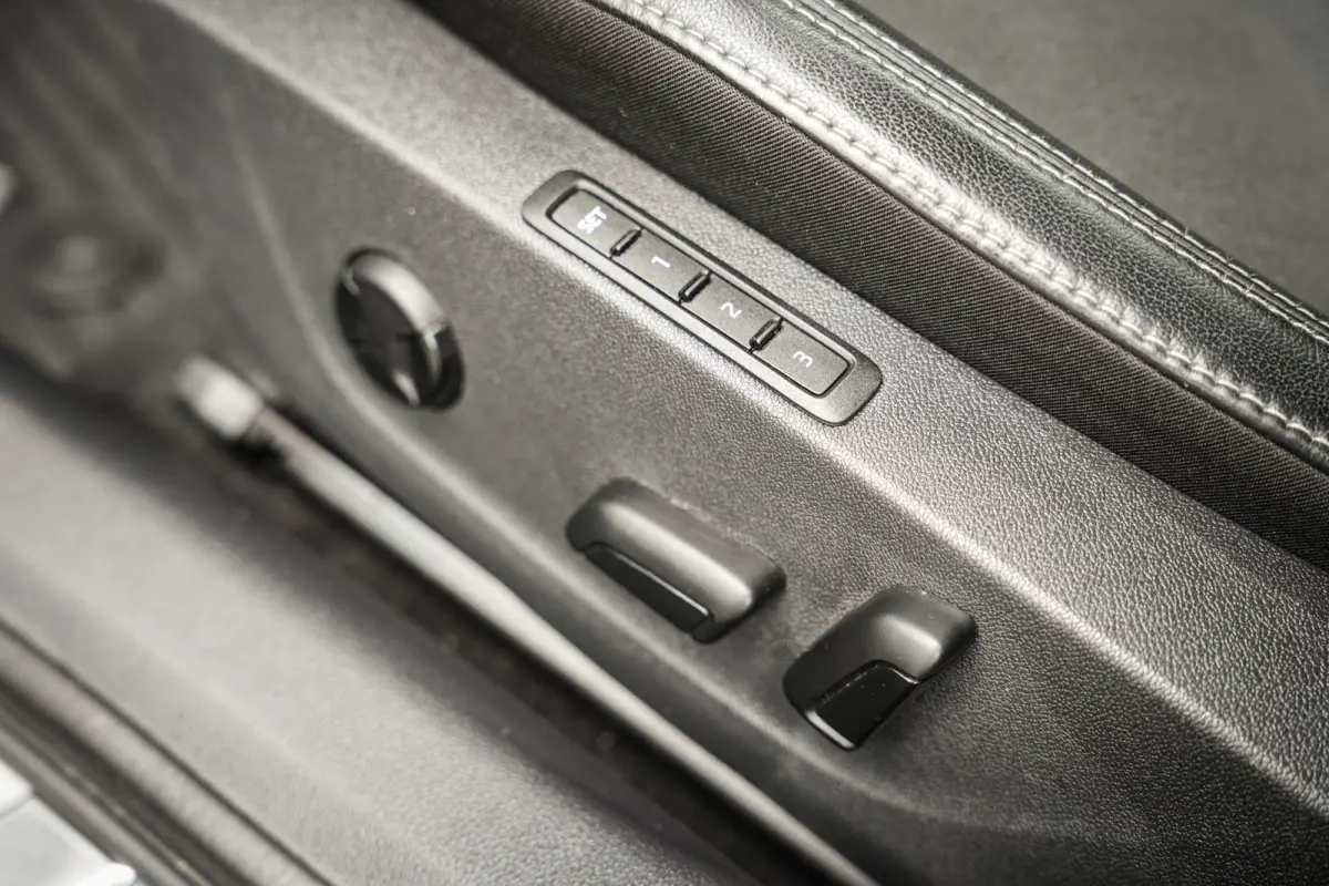 1.4 TSI IV First Edition | ACC | CarPlay | Clima | Navi | Standkachel | Head-up | Metallic |