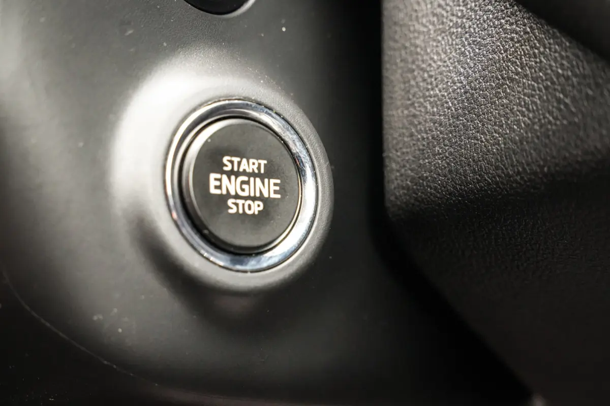 1.4 TSI IV First Edition | ACC | CarPlay | Clima | Navi | Standkachel | Head-up | Metallic |