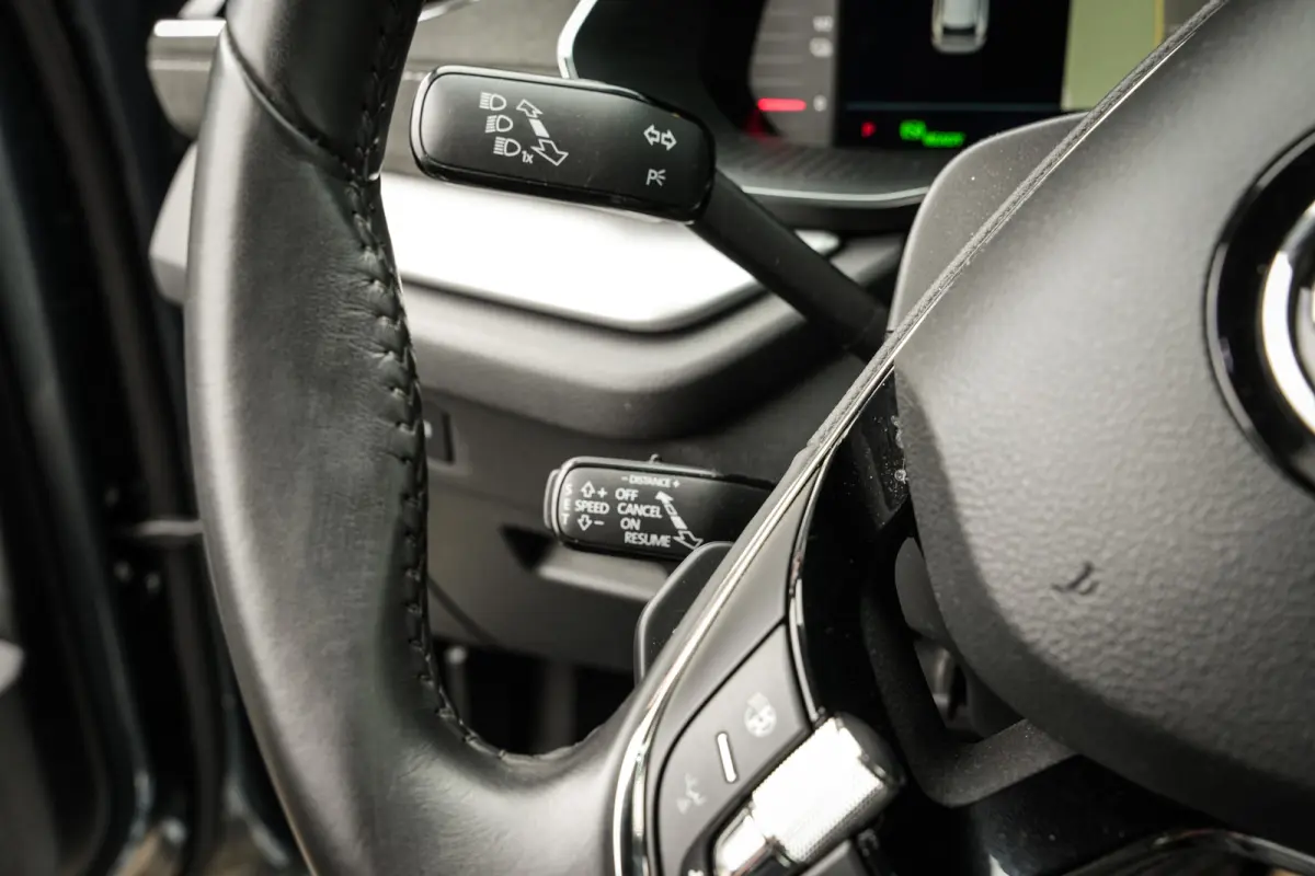 1.4 TSI IV First Edition | ACC | CarPlay | Clima | Navi | Standkachel | Head-up | Metallic |