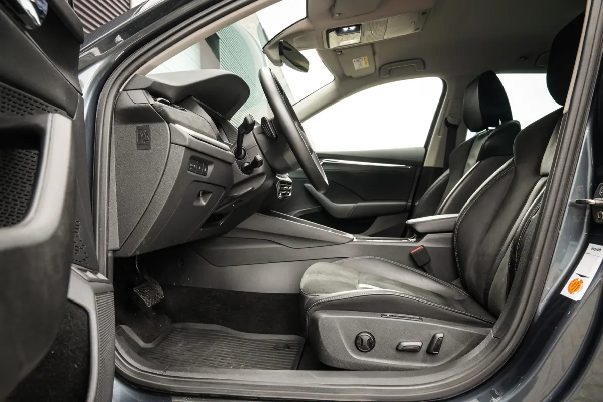 1.4 TSI IV First Edition | ACC | CarPlay | Clima | Navi | Standkachel | Head-up | Metallic |