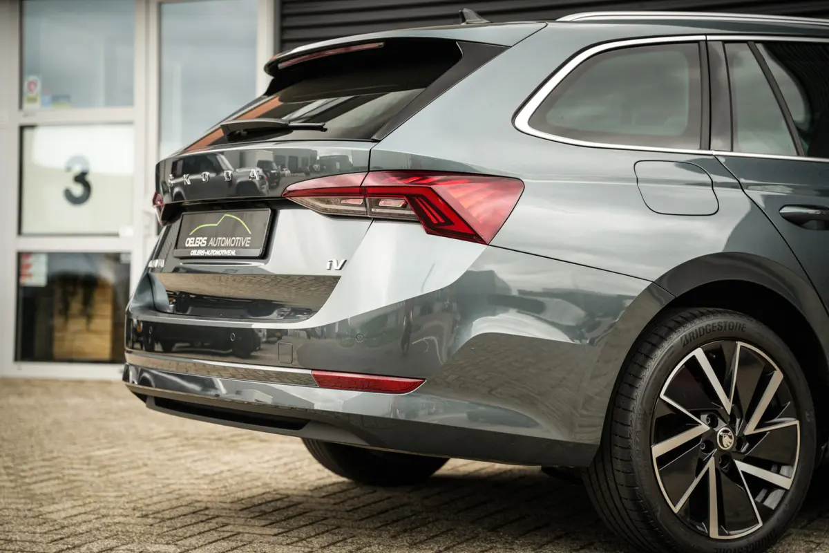 1.4 TSI IV First Edition | ACC | CarPlay | Clima | Navi | Standkachel | Head-up | Metallic |