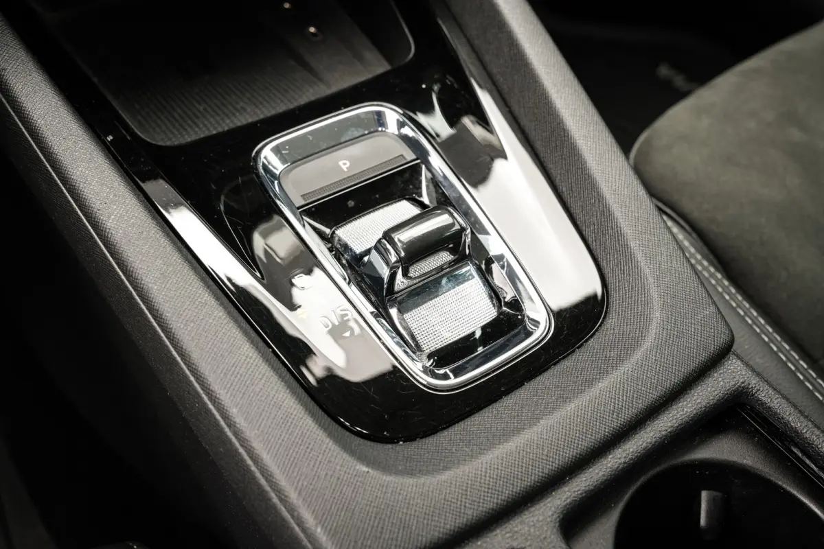 1.4 TSI IV First Edition | ACC | CarPlay | Clima | Navi | Standkachel | Head-up | Metallic |