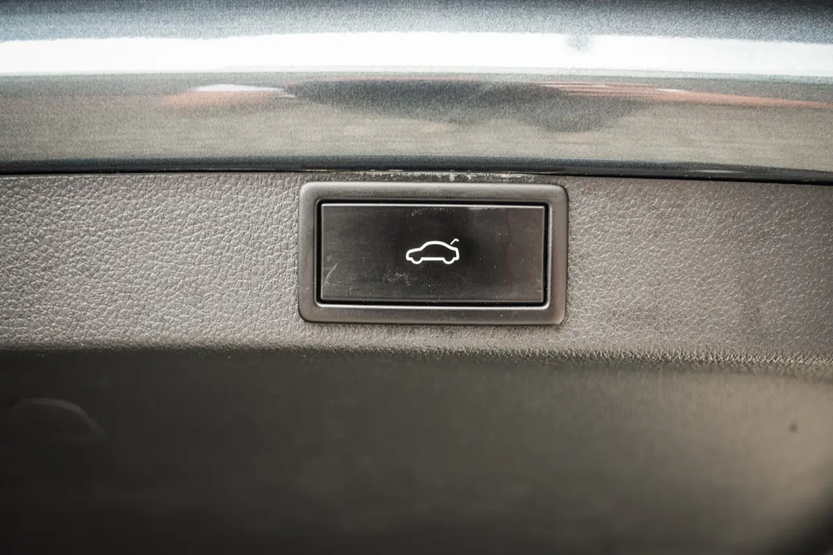 1.4 TSI IV First Edition | ACC | CarPlay | Clima | Navi | Standkachel | Head-up | Metallic |