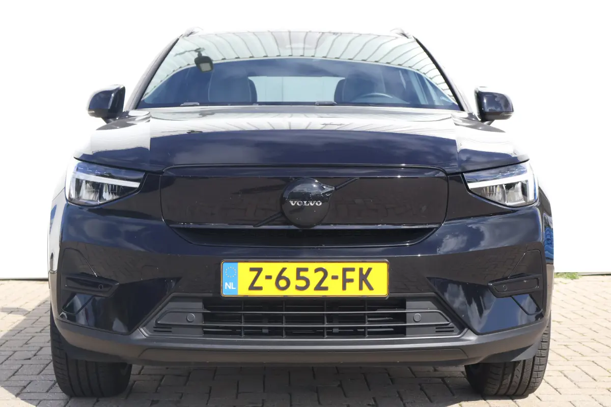Single Motor Extended Range Plus 82 kWh Black Edition | Tailord Wool | UNIEK! | 20'' | All-Season