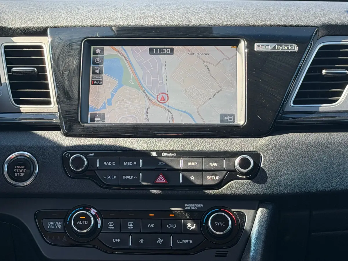 1.6 GDi Hybrid ExecutiveLine - Platinum Graphite - Android/Camera/Leder