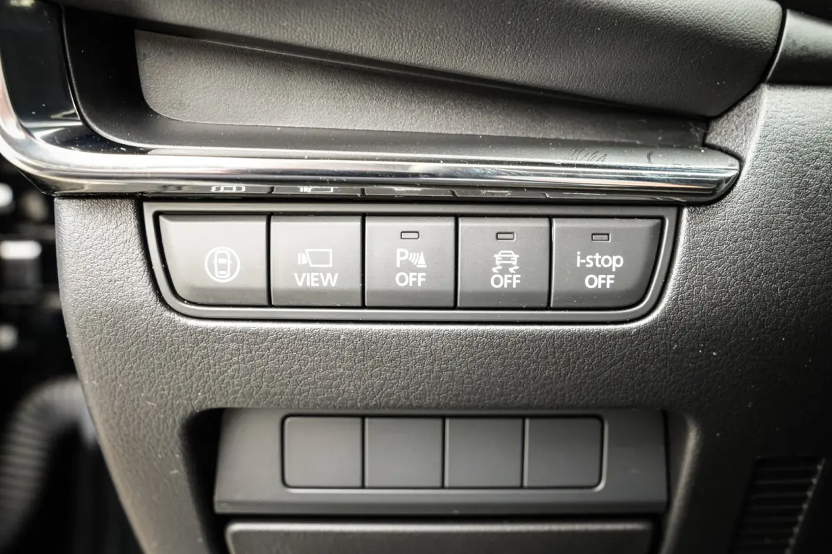 2.0 e-SkyActiv-G M Hybrid 122 Luxury | Bose | ACC | Clima | Camera | Navi | Metallic | Stoelverw. |