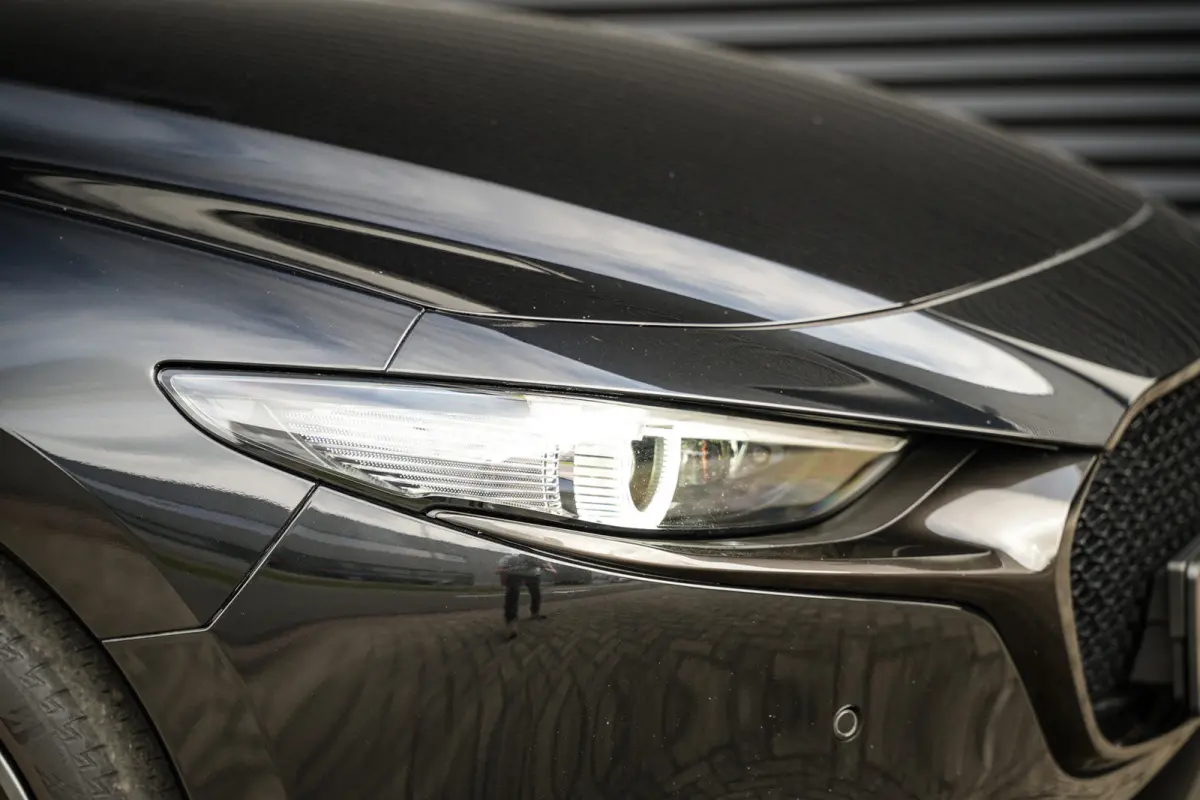 2.0 e-SkyActiv-G M Hybrid 122 Luxury | Bose | ACC | Clima | Camera | Navi | Metallic | Stoelverw. |