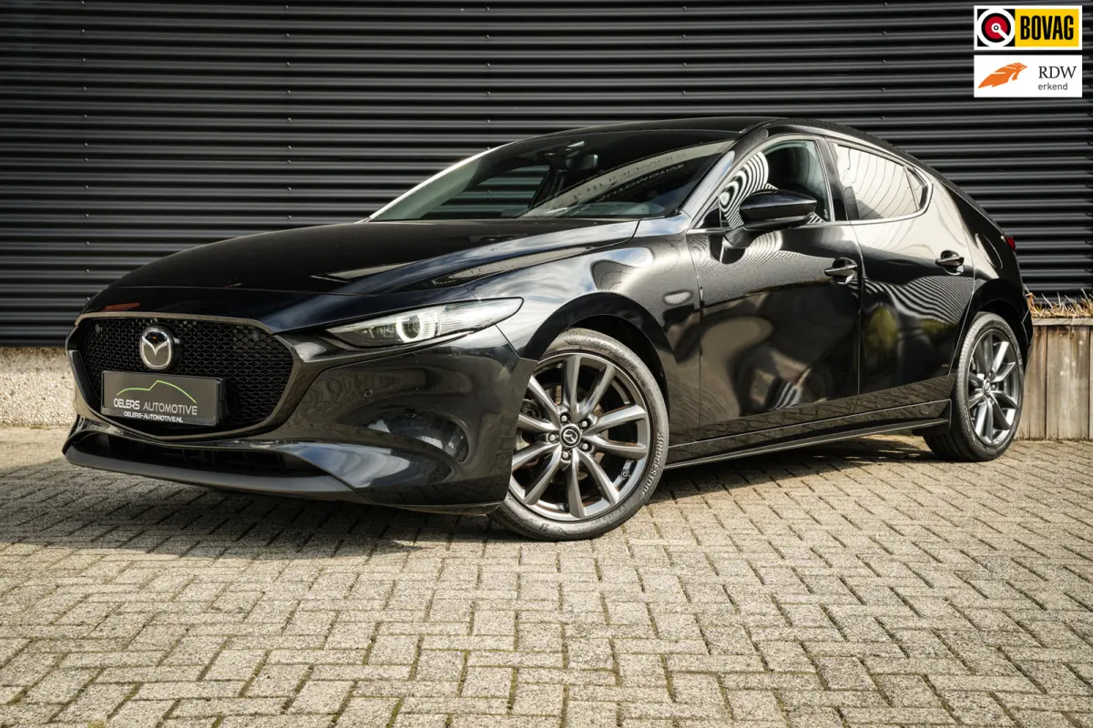 2.0 e-SkyActiv-G M Hybrid 122 Luxury | Bose | ACC | Clima | Camera | Navi | Metallic | Stoelverw. |
