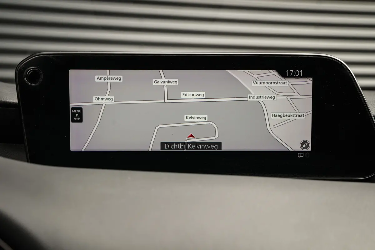 2.0 e-SkyActiv-G M Hybrid 122 Luxury | Bose | ACC | Clima | Camera | Navi | Metallic | Stoelverw. |