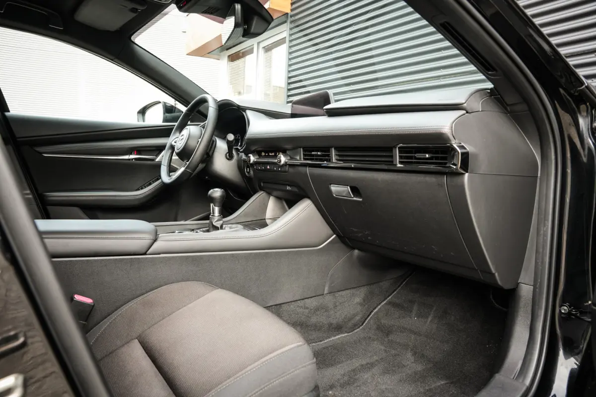 2.0 e-SkyActiv-G M Hybrid 122 Luxury | Bose | ACC | Clima | Camera | Navi | Metallic | Stoelverw. |