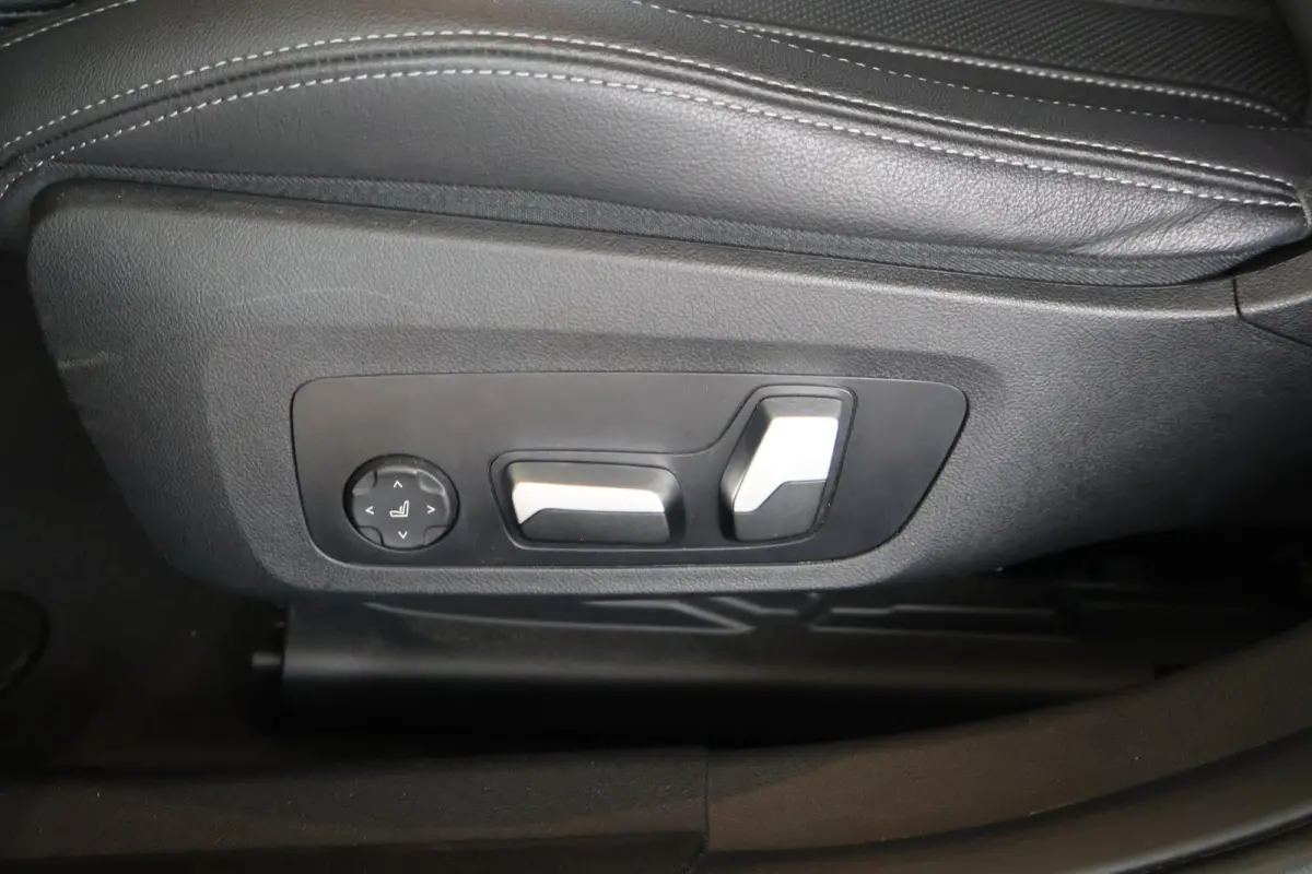 330e xDrive | M Sport | Harman Kardon | SOH 90,4% | Panorama Dak | Trekhaak