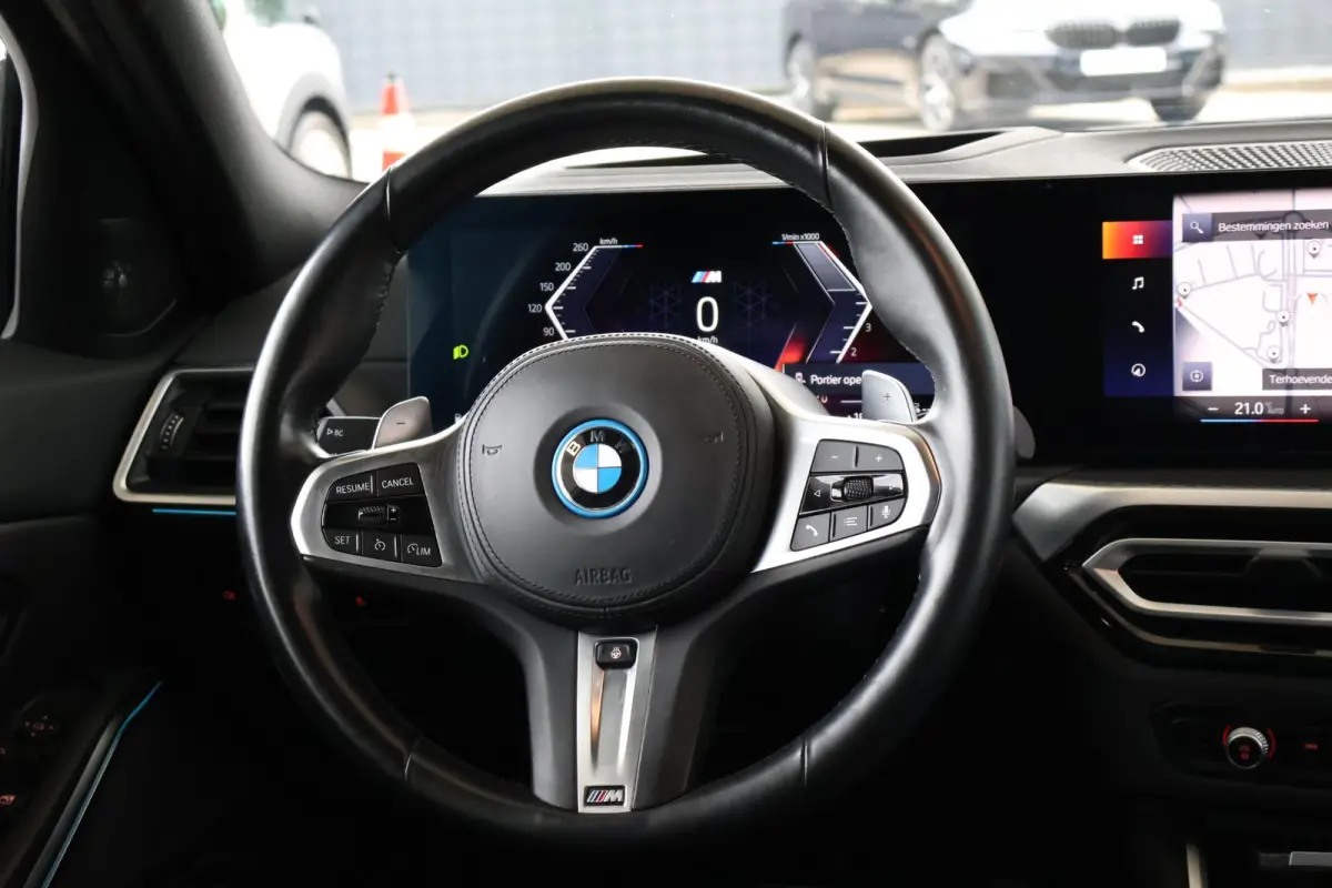 330e xDrive | M Sport | Harman Kardon | SOH 90,4% | Panorama Dak | Trekhaak