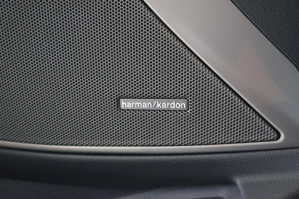 330e xDrive | M Sport | Harman Kardon | SOH 90,4% | Panorama Dak | Trekhaak