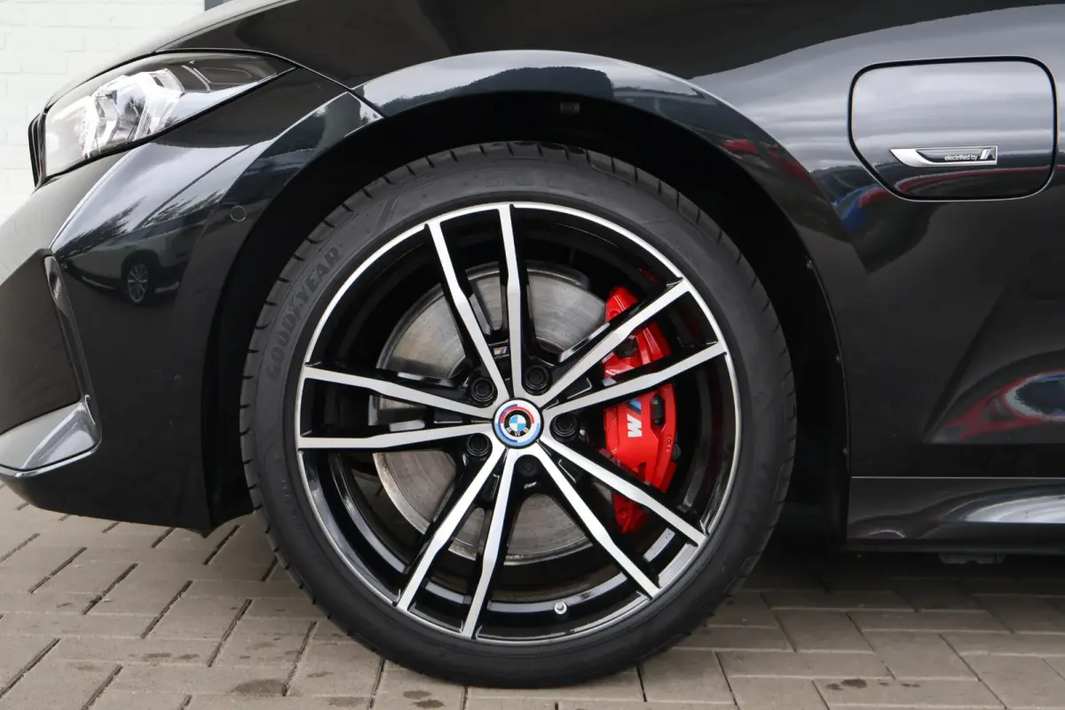 330e xDrive | M Sport | Harman Kardon | SOH 90,4% | Panorama Dak | Trekhaak