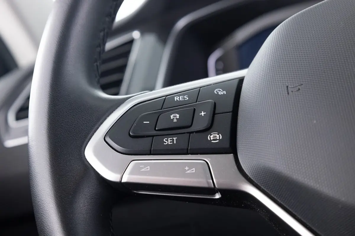 1.4 TSI eHybrid Life Business | NAVI | CAMERA | PHEV
