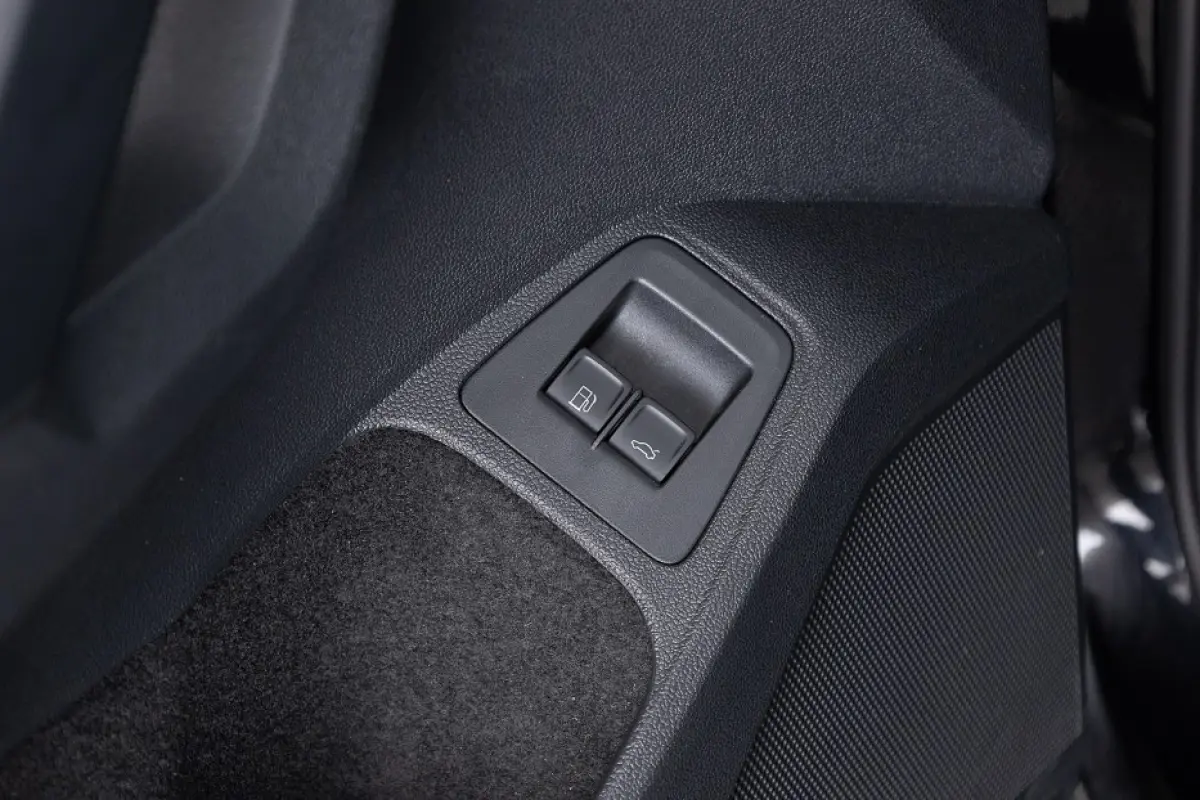 1.4 TSI eHybrid Life Business | NAVI | CAMERA | PHEV