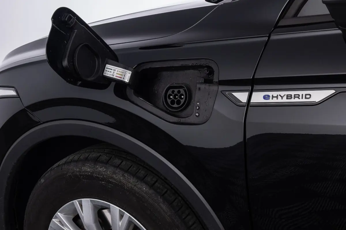 1.4 TSI eHybrid Life Business | NAVI | CAMERA | PHEV