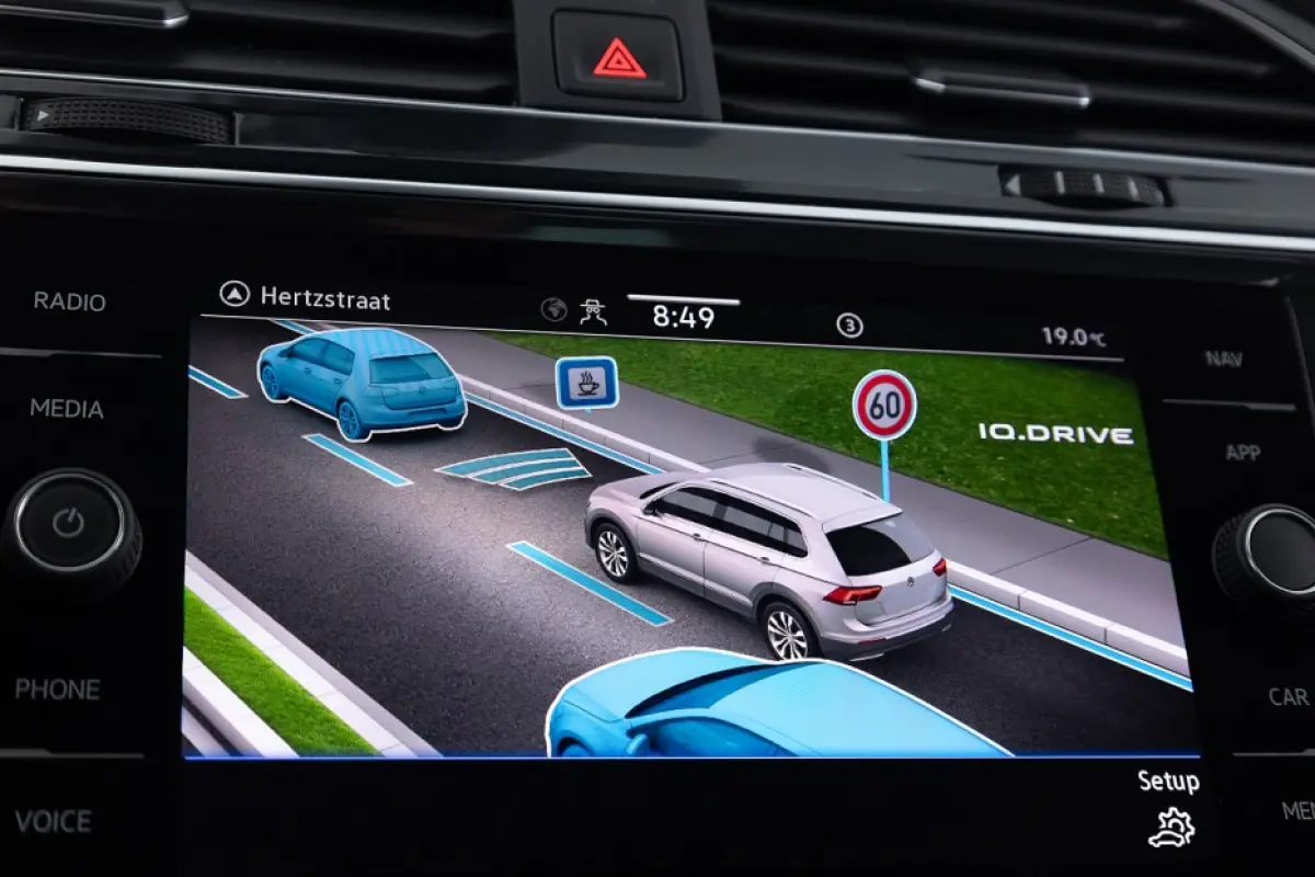 1.4 TSI eHybrid Life Business | NAVI | CAMERA | PHEV