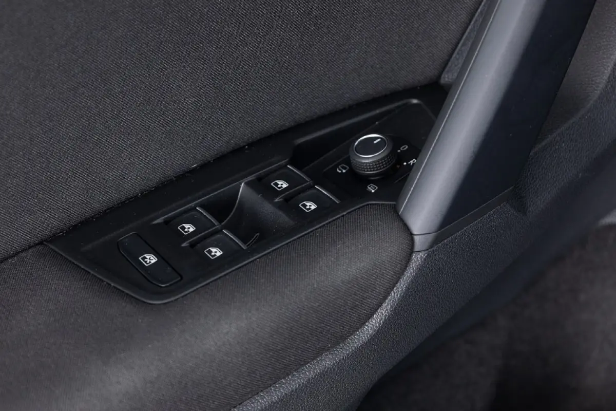 1.4 TSI eHybrid Life Business | NAVI | CAMERA | PHEV