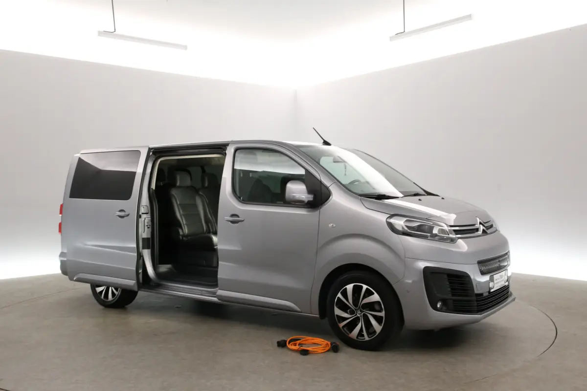 XL 50 kWh 8p. L3H1 | Snelladen | SOH 92% | Marge | Pano | Clima | Camera | Carplay | Cruise | HuD | 2xSchuifdeur