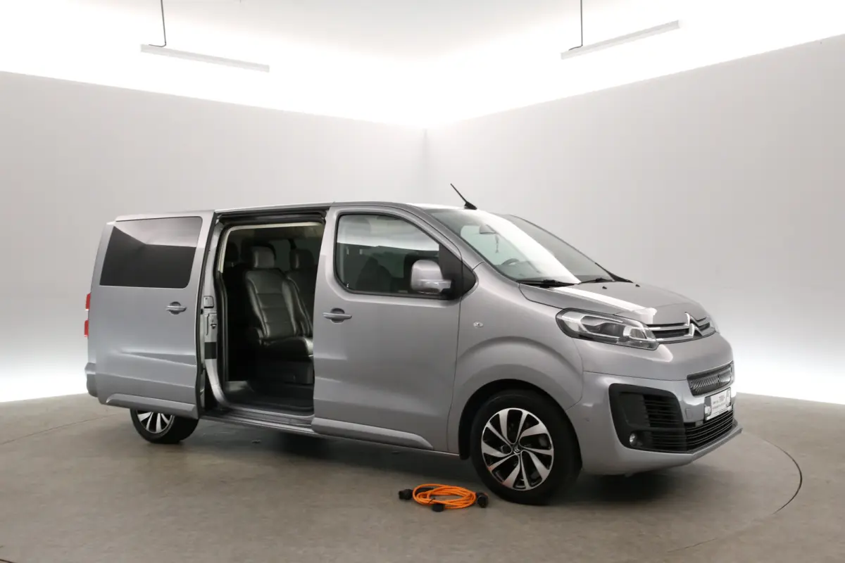 XL 50 kWh 8p. L3H1 | Snelladen | SOH 92% | Marge | Pano | Clima | Camera | Carplay | Cruise | HuD | 2xSchuifdeur