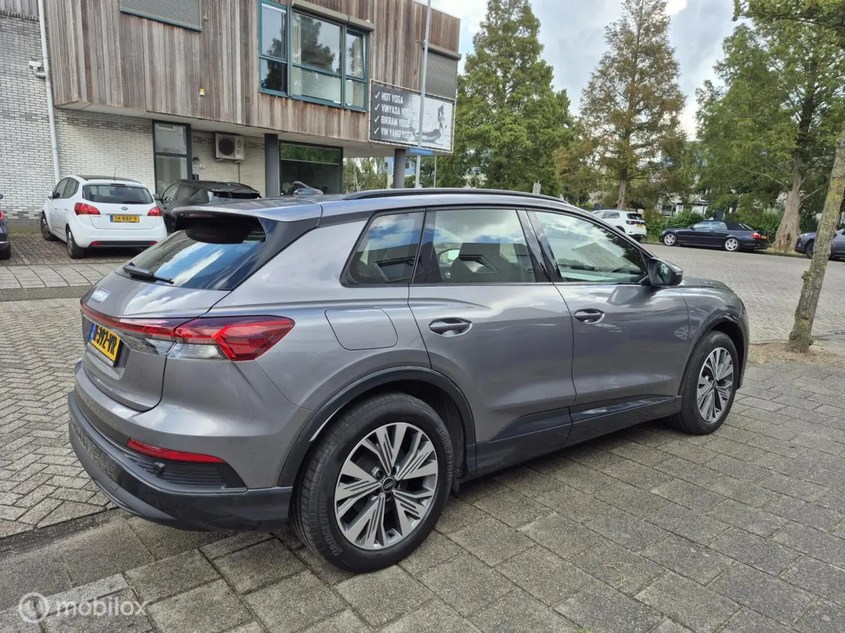 35 LAUNCH EDITION ADVANCED 55 kWh • 1E EIGENAAR •