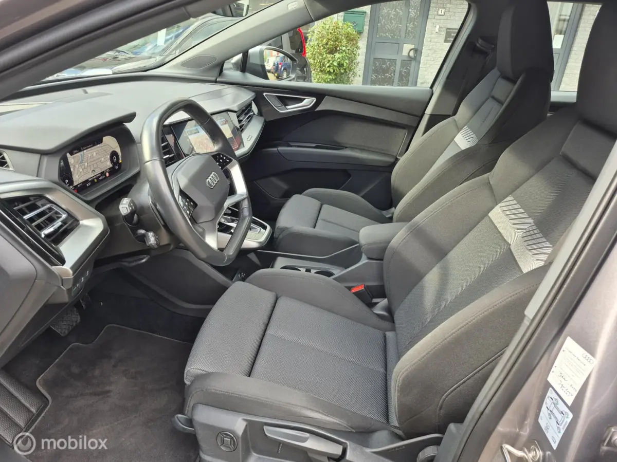 35 LAUNCH EDITION ADVANCED 55 kWh • 1E EIGENAAR •