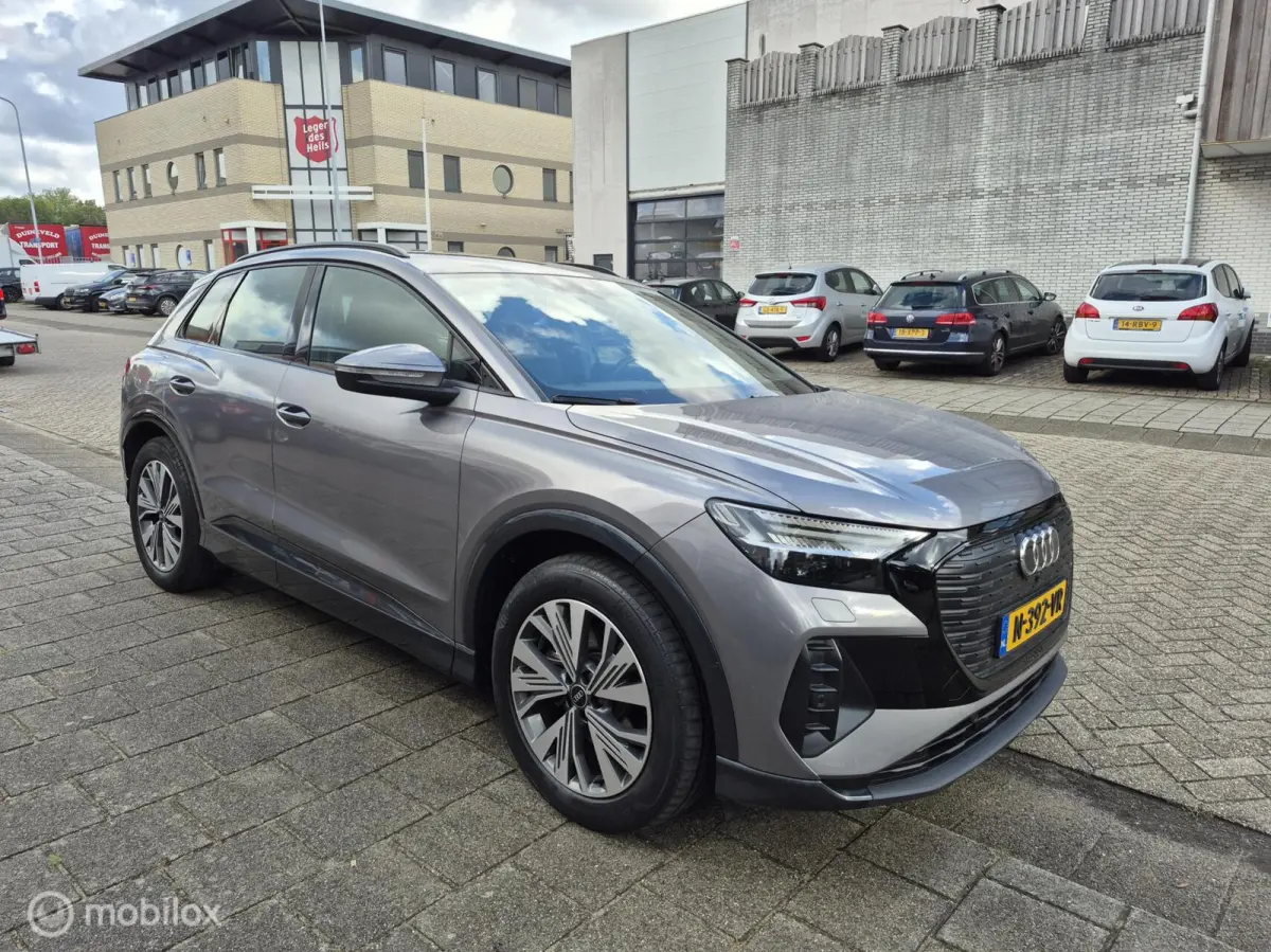 35 LAUNCH EDITION ADVANCED 55 kWh • 1E EIGENAAR •