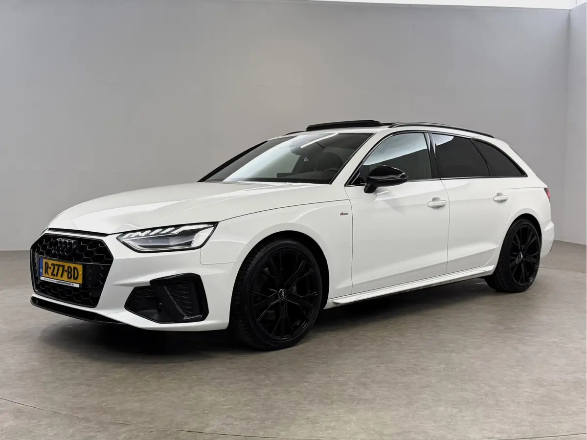 35 TFSI S-Line Competition | Black Edition | Pano | Camera | Virtual | Sfeer | Trekhaak | Carplay | Parkeersens.
