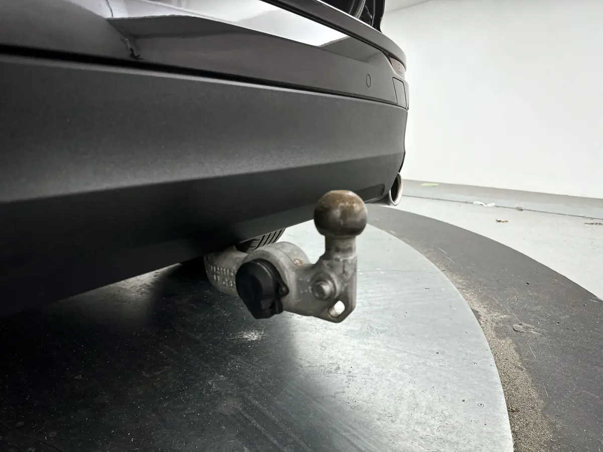 T5 Momentum | Parkeercamera | Stoelverwarming | Leder | Trekhaak