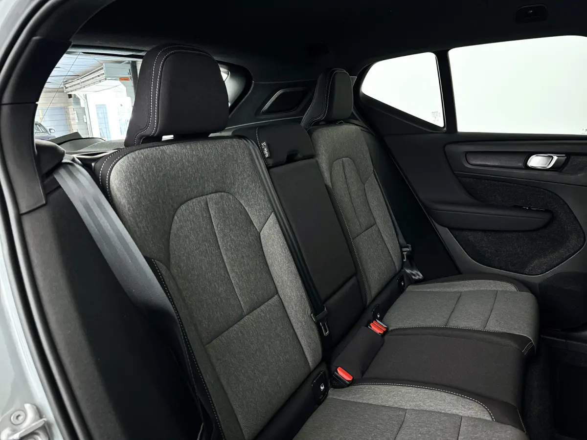 B4 Plus Dark | Parkeercamera | Harman Kardon | Stoel- en stuurverwarming | Trekhaak