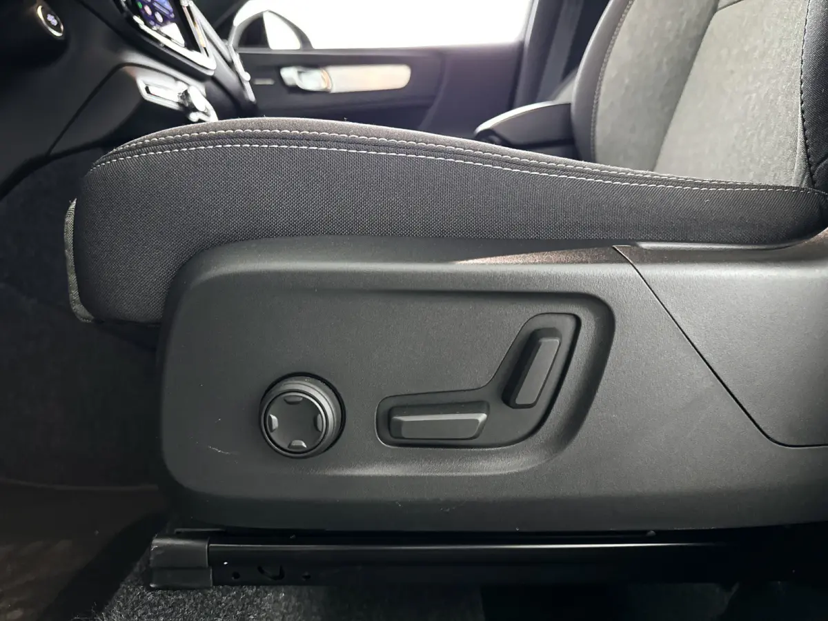 B4 Plus Dark | Parkeercamera | Harman Kardon | Stoel- en stuurverwarming | Trekhaak