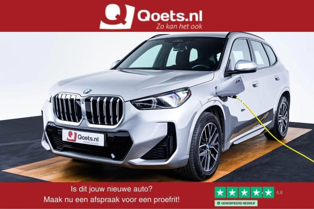 xDrive25e M Sport - Sportstoelen - Elektrisch verwarmde voorstoelen - Comfort Access - Grootlichtassistent - Automatisch dimmende binnenspiegel - M Sportstuurwiel - M Hemelbekleding in Anthr