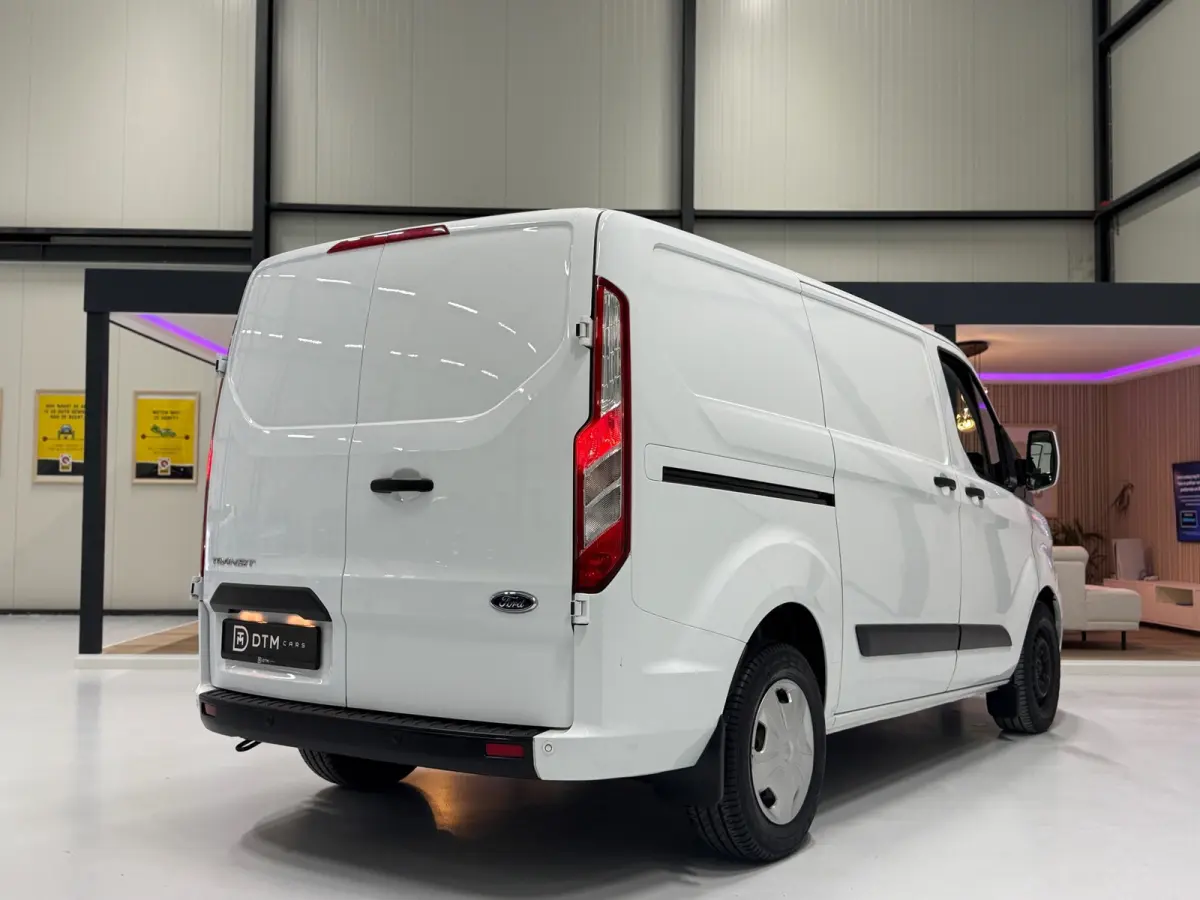 340 2.0 TDCI 130pk Automaat L1H1 | Navi | ACC | Stoelverw. | Parkeersensoren | 1e Eigenaar