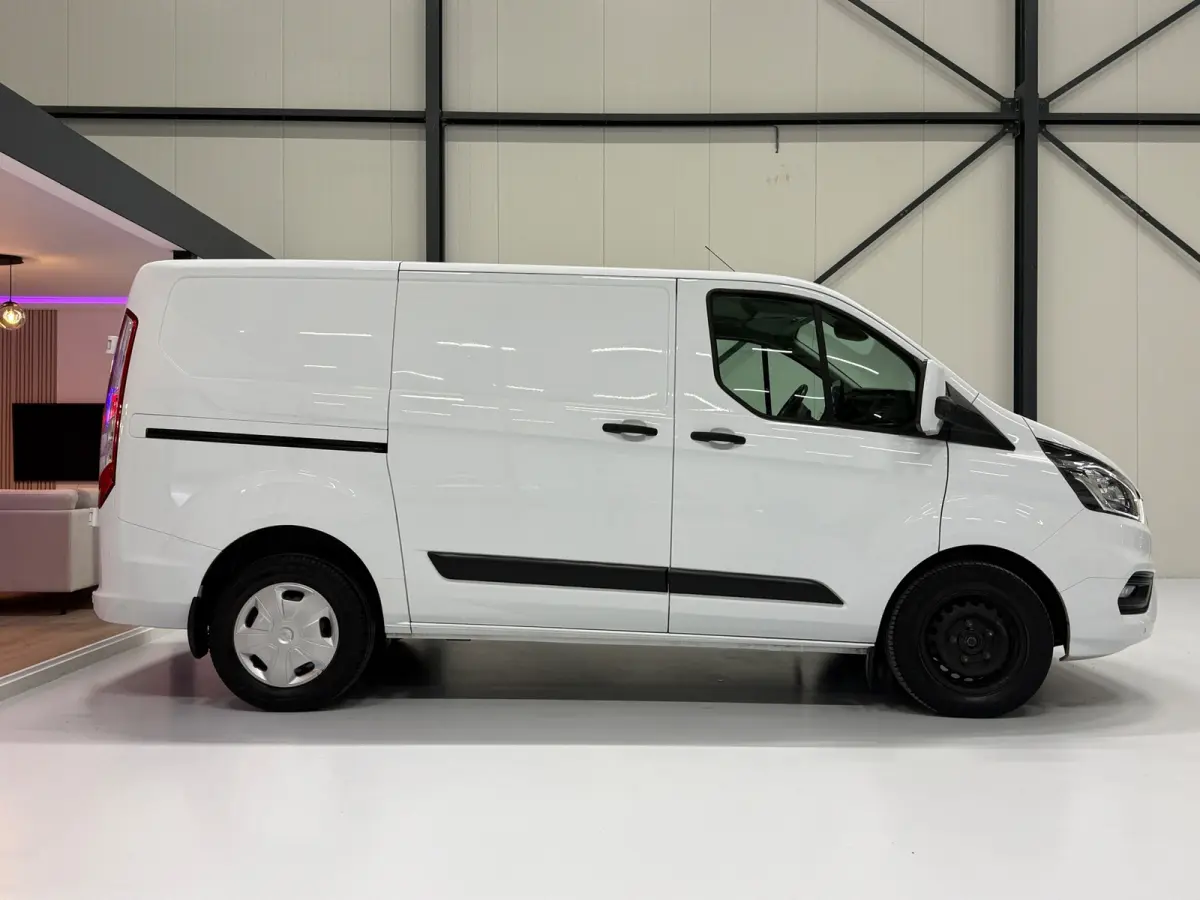 340 2.0 TDCI 130pk Automaat L2H1 Lang | Navi | ACC | Stoelverw. | Parkeersensoren | 1e Eigenaar